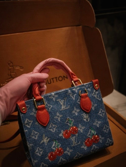 LV Cherry